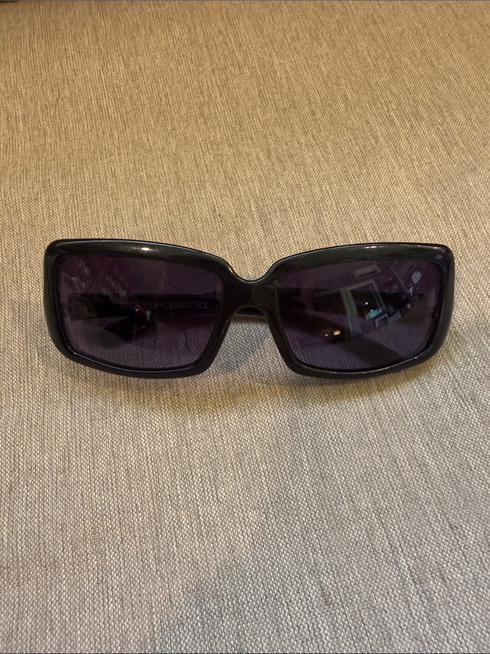 Halston Black Rectangle Women's Sunglasses